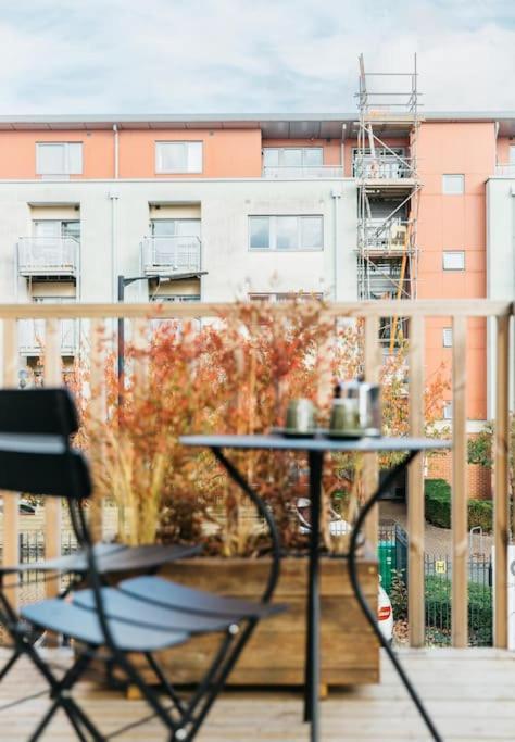 Carmen Eco-Pod / Treehouse, Close To Cabot Circus Bristol Exterior foto